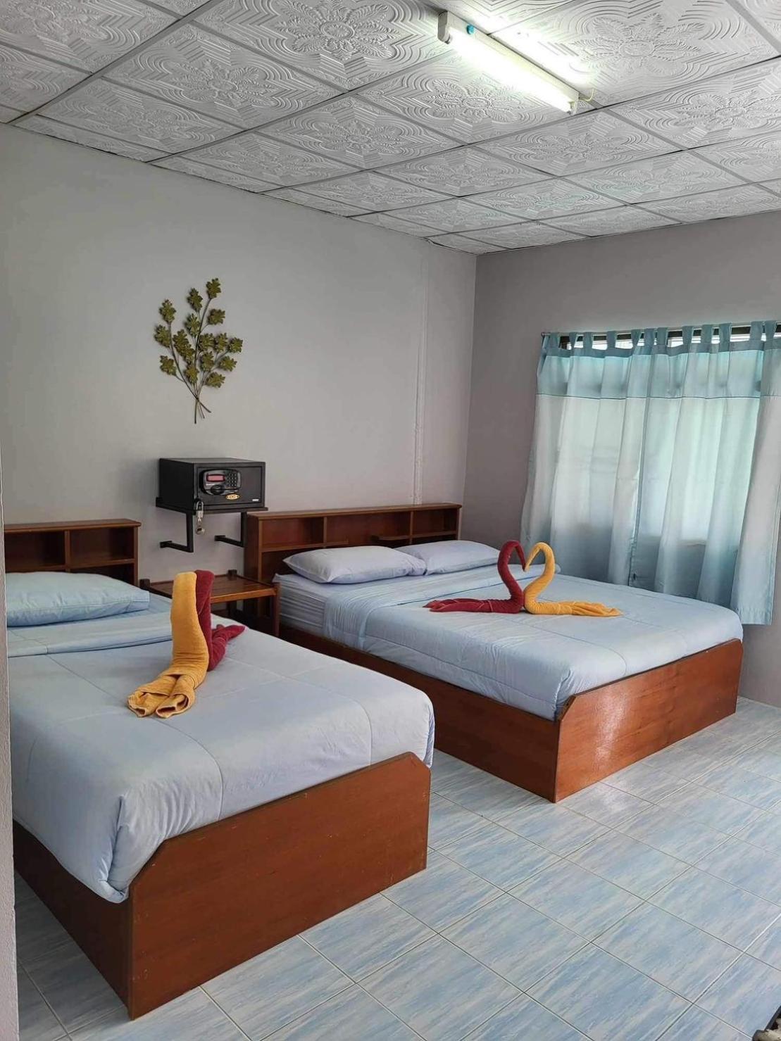 Rin Beach Resort Haad Rin Esterno foto