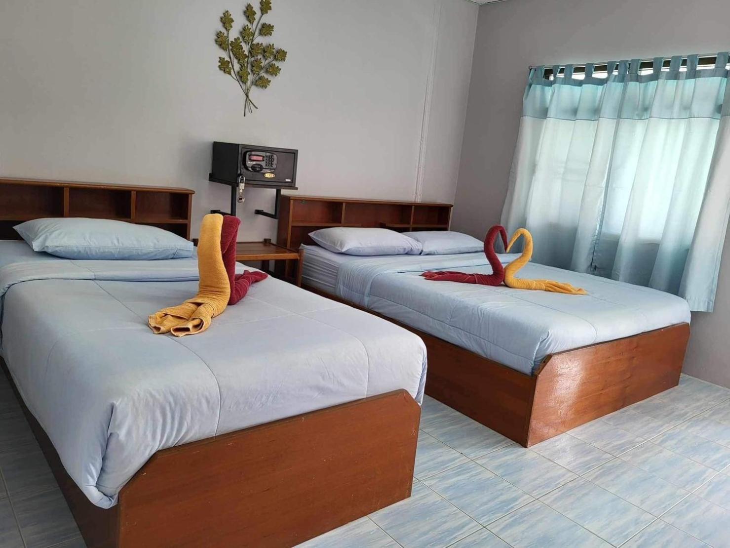 Rin Beach Resort Haad Rin Esterno foto