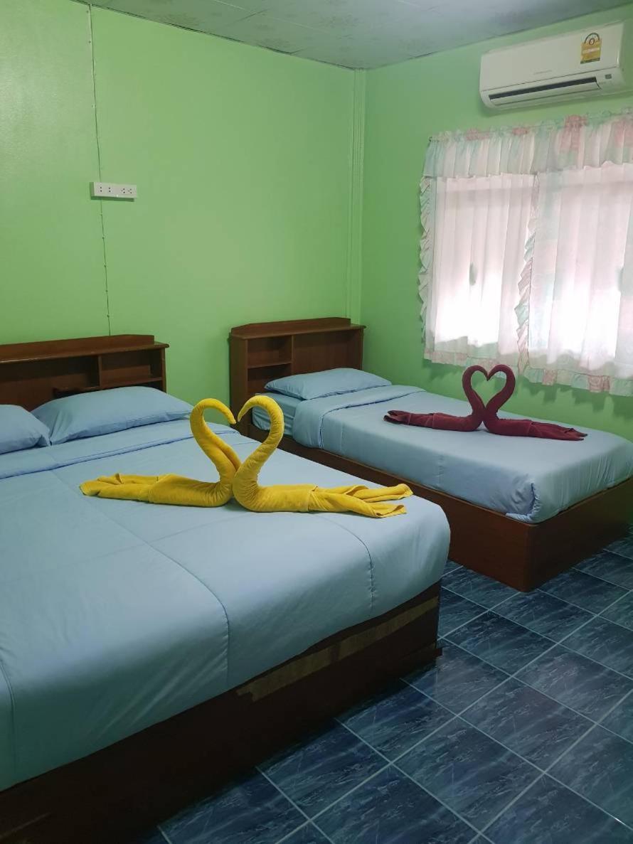 Rin Beach Resort Haad Rin Esterno foto